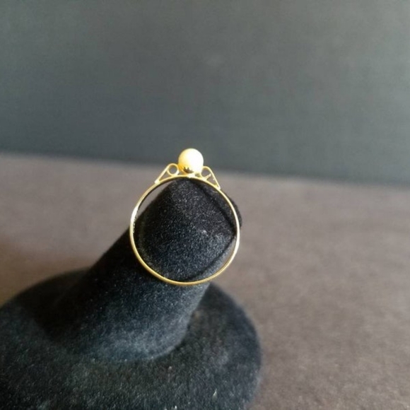 Vintage 18K Pearl Ring - Picture 4 of 10